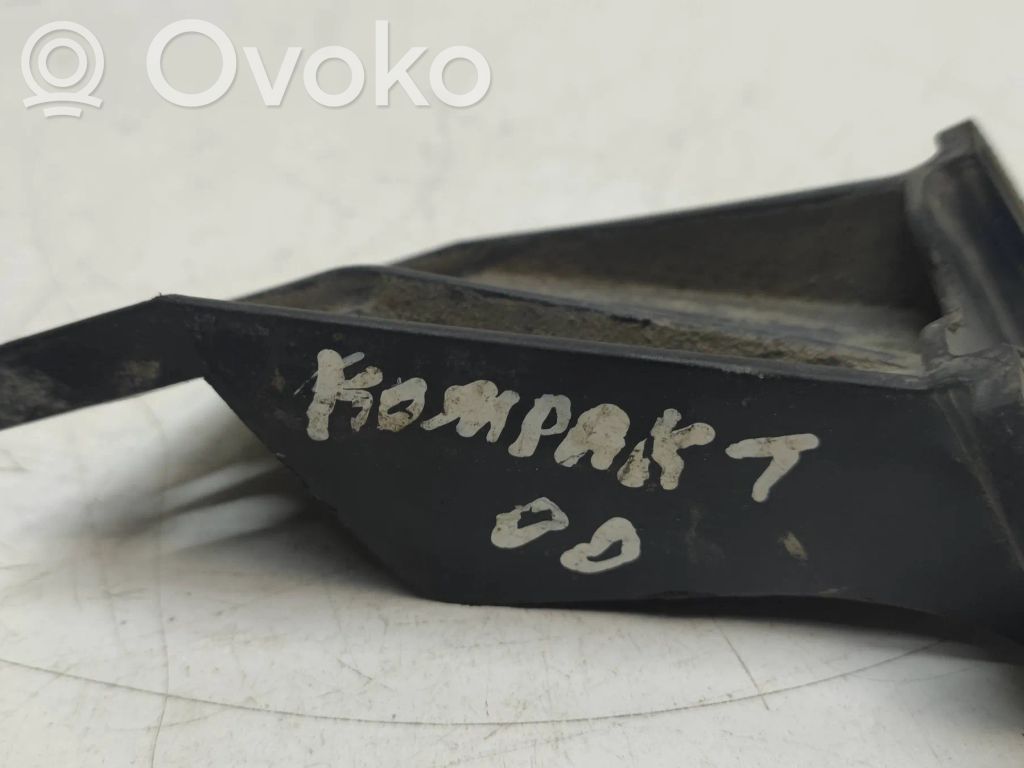 Rear bumper mounting bracket   8146096