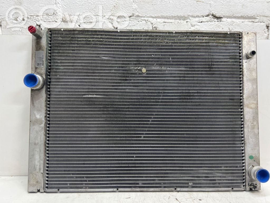 BMW 5 E60 E61 Coolant radiator 