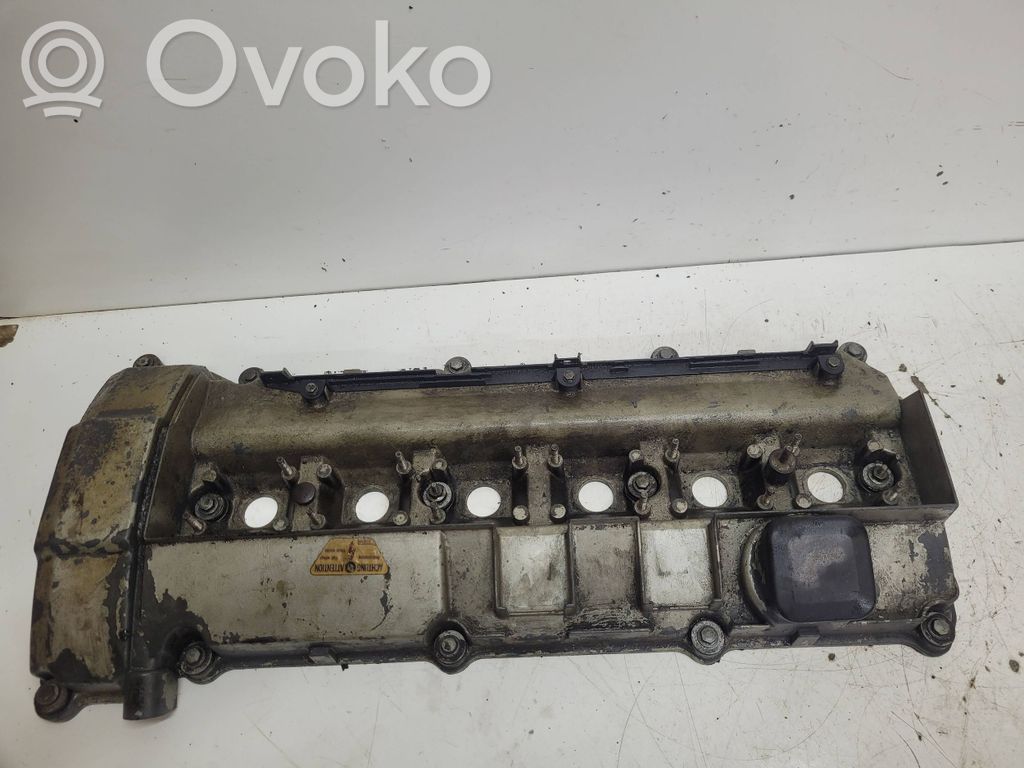 BMW 5 E34 Galvutės dangtelis 