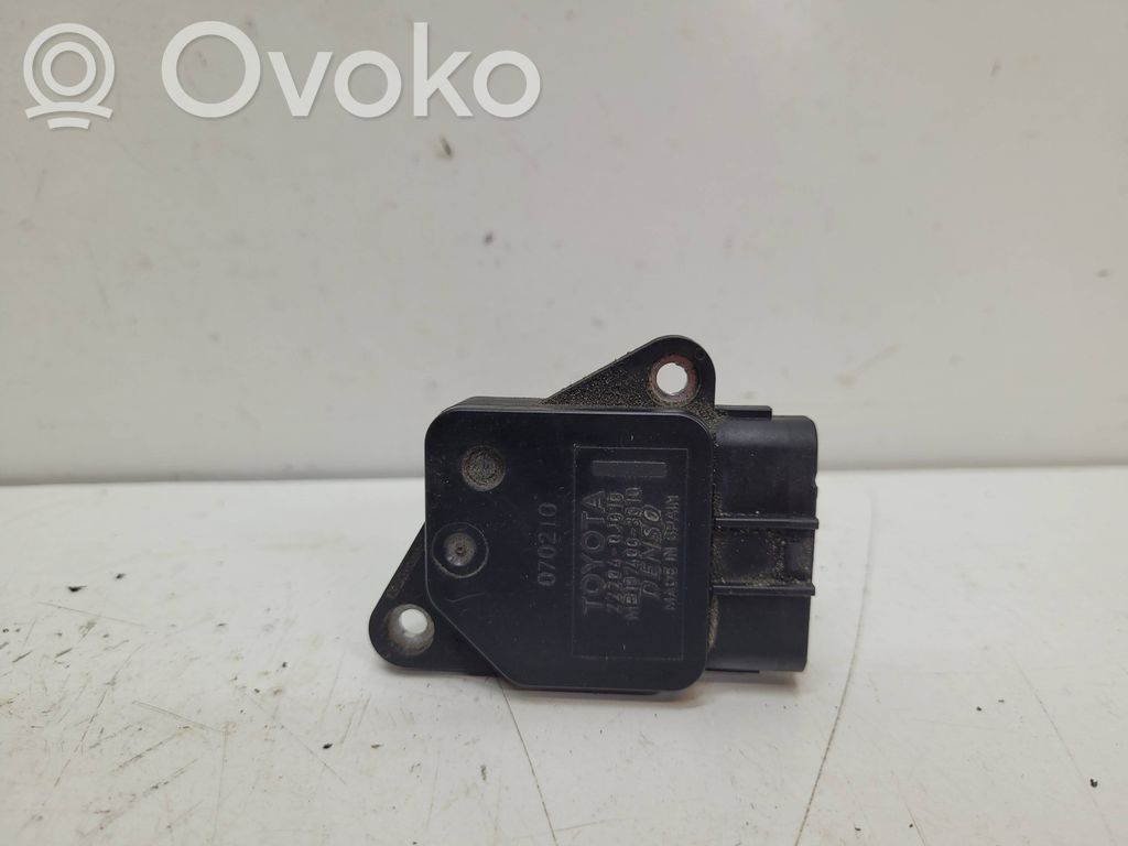 Toyota Avensis T250 Mass air flow meter 