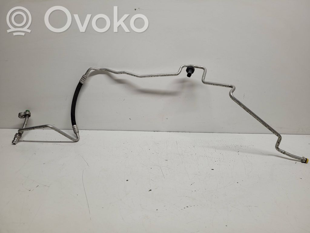 Ilmastointilaitteen putki (A/C)   9181856