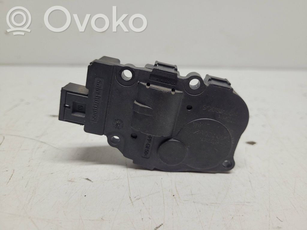 Audi A4 S4 B8 8K Silniczek nagrzewnicy 