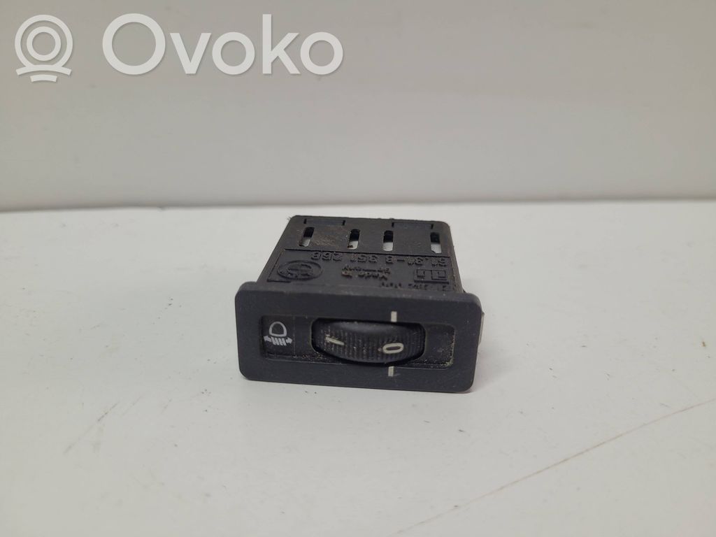 BMW 5 E34 Interruttore di regolazione livello altezza dei fari 