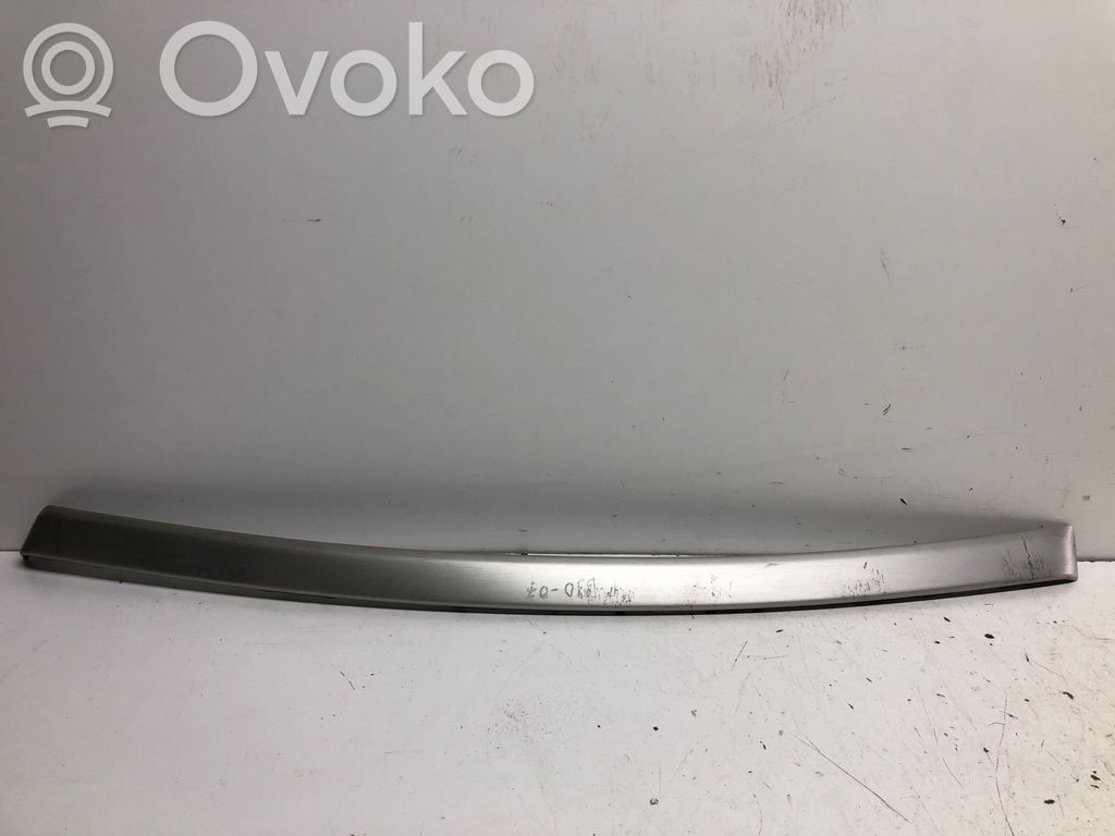 Front door trim bar   6982472