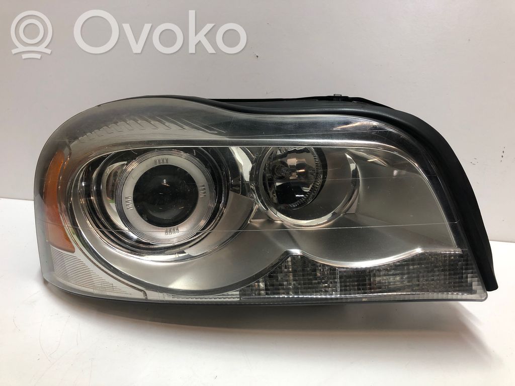 Volvo XC90 Phare frontale 