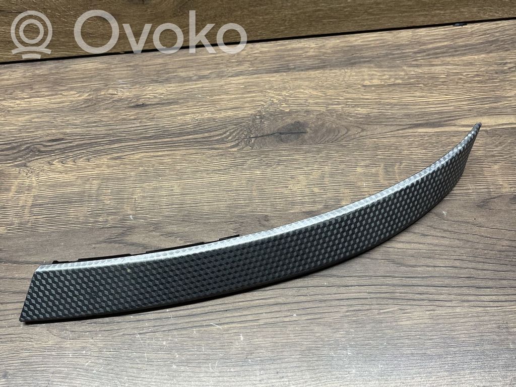 BMW 5 E60 E61 Galinė apdailos juosta 