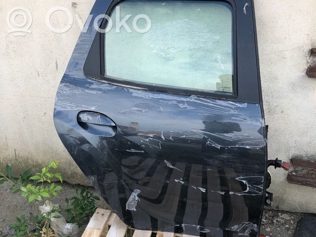 Rear door