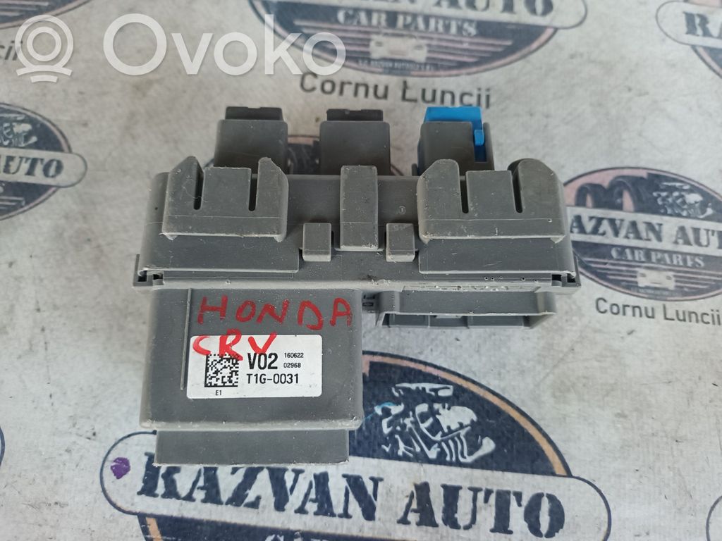 Honda CR-V Relay mounting block 
