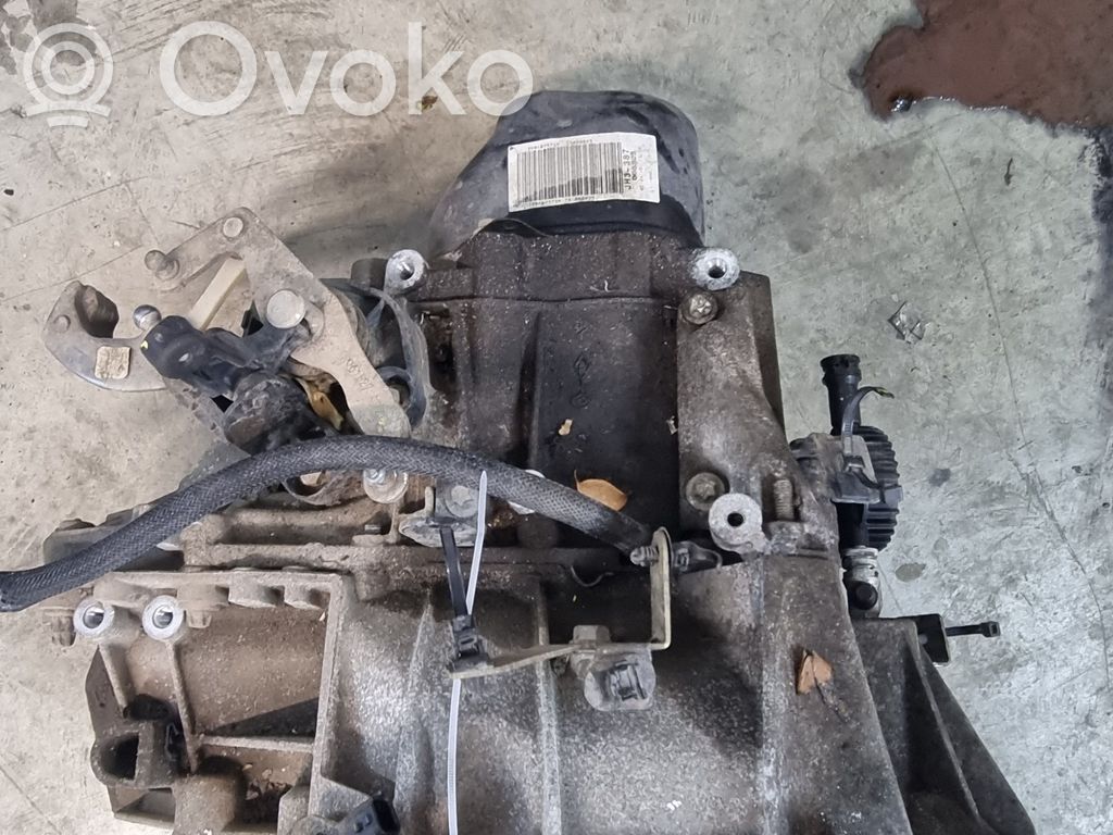 Dacia Sandero Cutie viteze manuală cu 5 trepte 