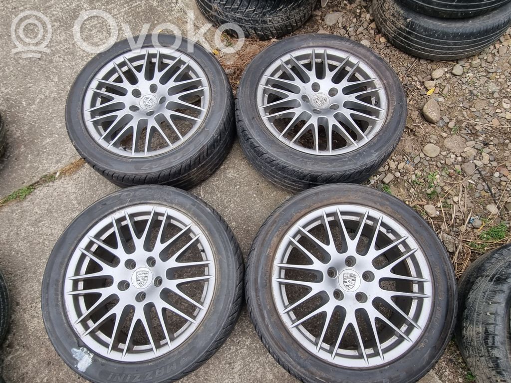 Porsche Cayenne (92A) R20 alloy rim 
