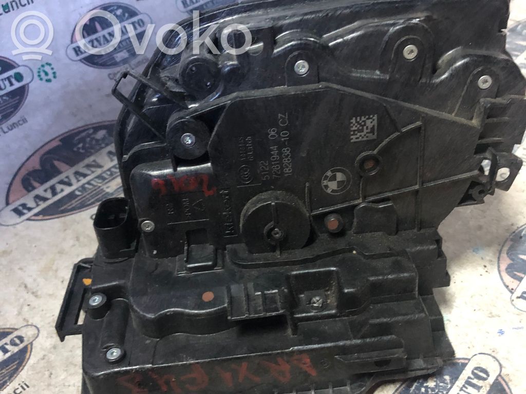 BMW X1 F48 F49 Serratura portiera posteriore 