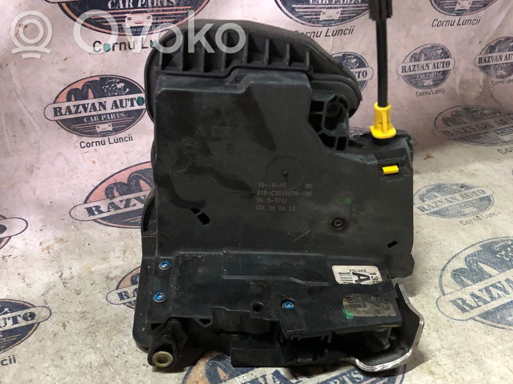 Opel Astra K Front door lock 