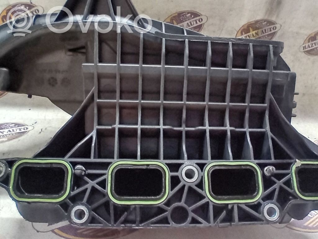 Volkswagen Golf VI Kolektor ssący 