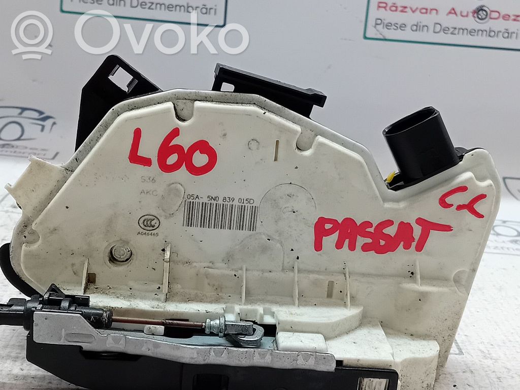 Volkswagen PASSAT CC Zamek drzwi tylnych 