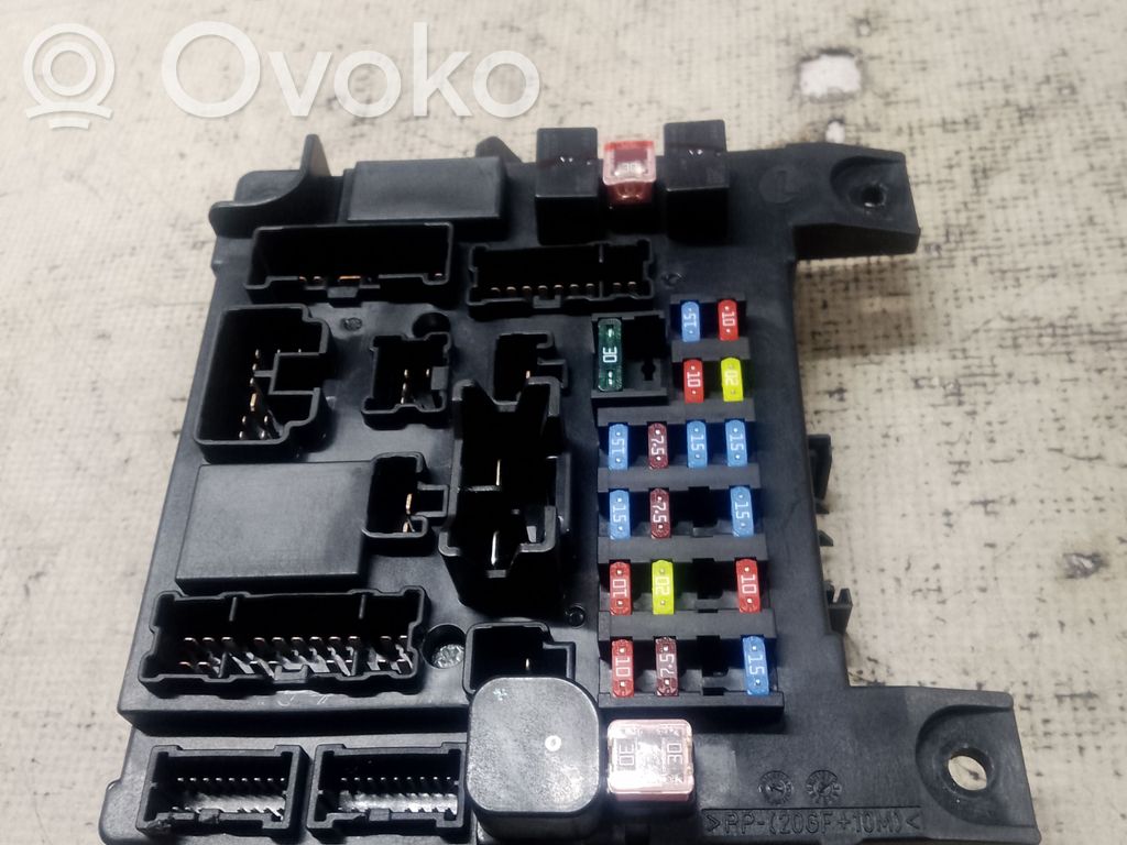 Sulakemoduuli   8637A643,44110,51945J238,8637A643