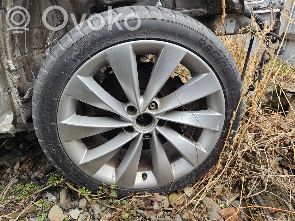 Volkswagen PASSAT CC R15-teräsvanne 