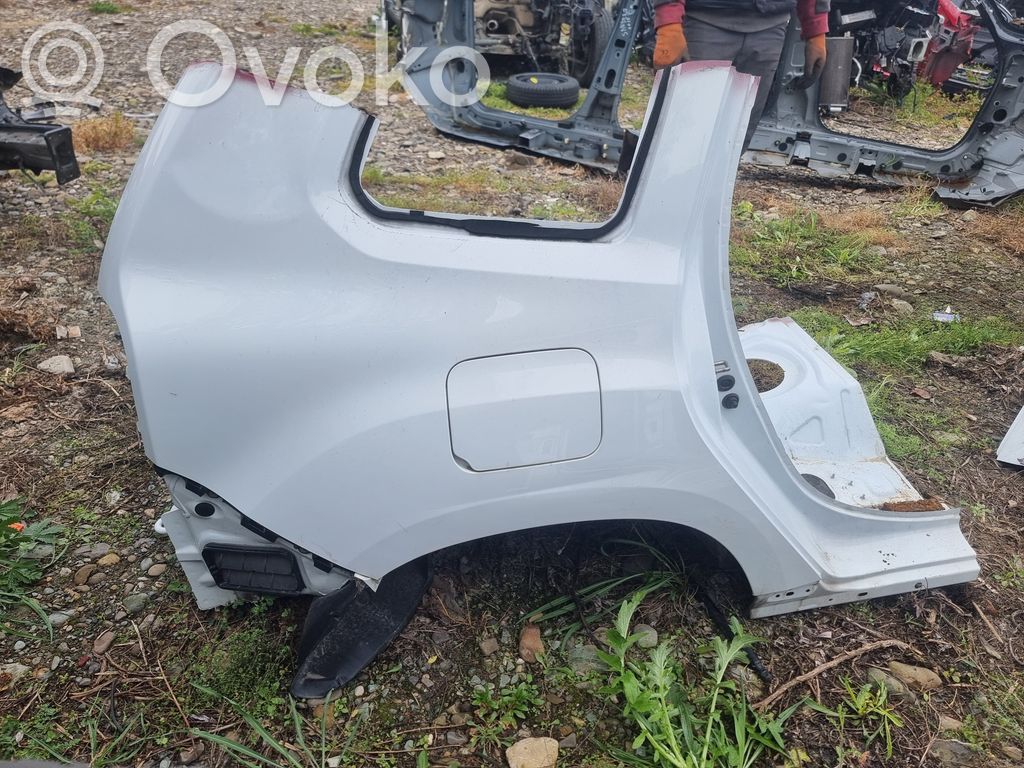 Front quarter panel