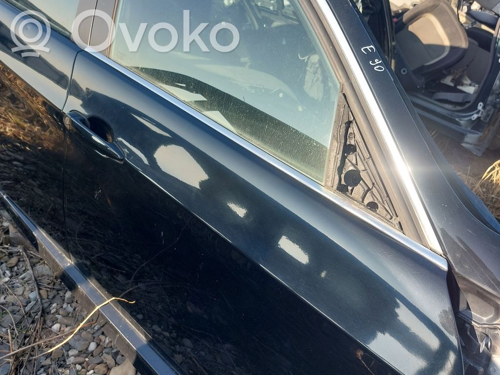 Priekšējo durvju apdare