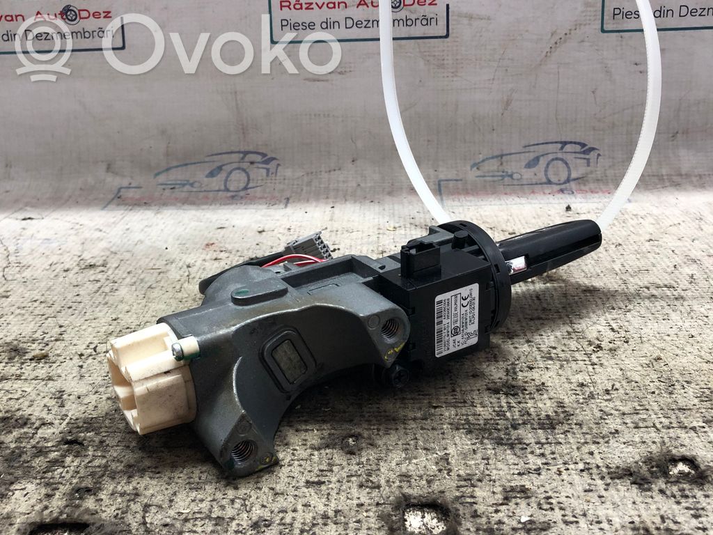 Nissan Juke I F15 Ignition lock 