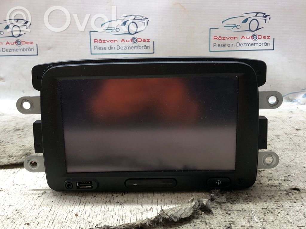 Renault Captur Navigation unit CD/DVD player 