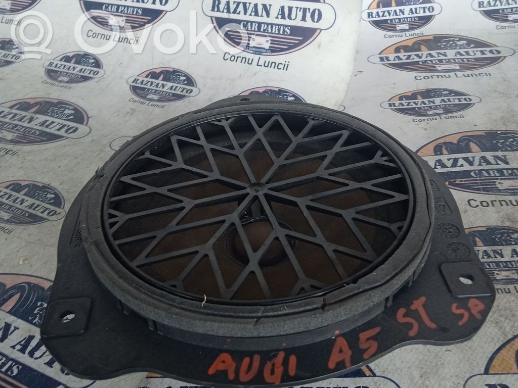 Altavoz de la puerta trasera