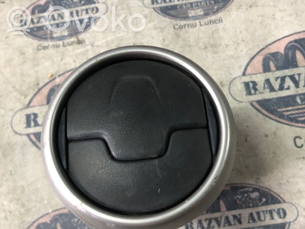Nissan Qashqai Kratka nawiewu sufitowego 
