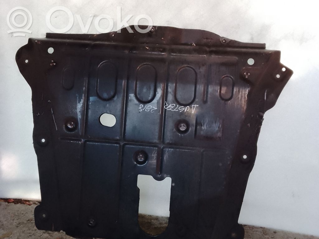 Engine splash shield/under tray   10239