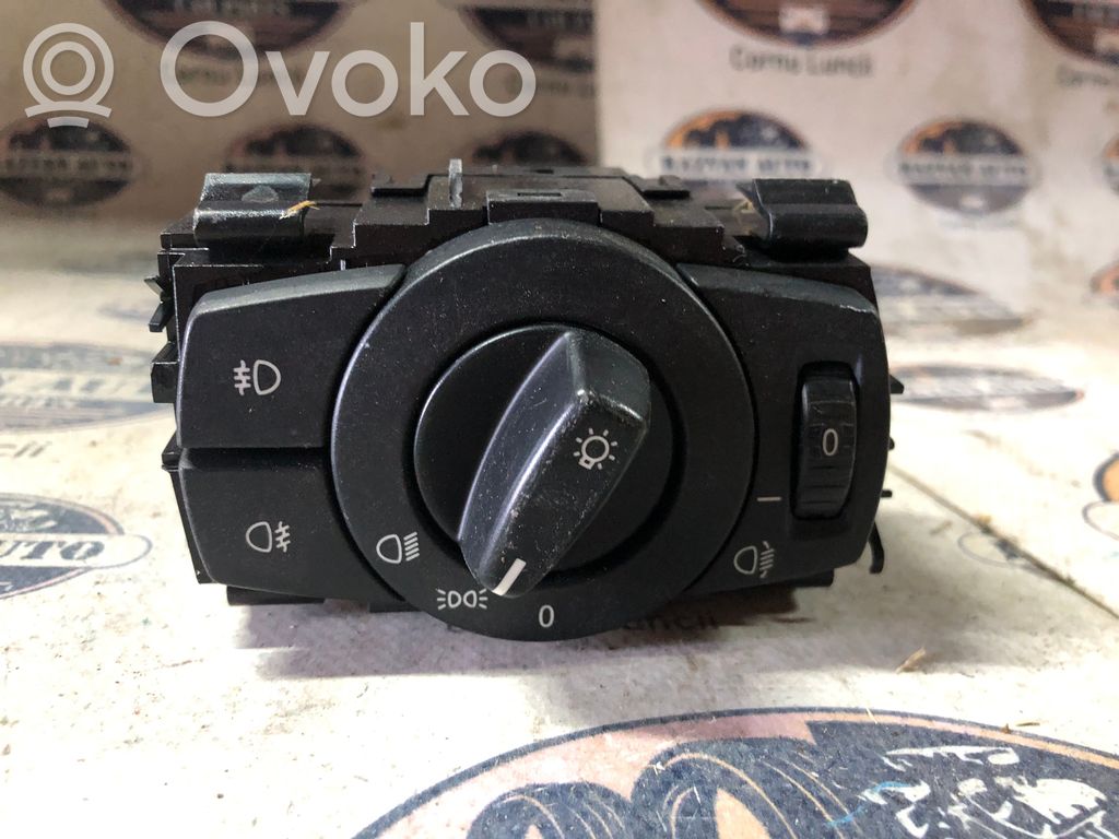 Light switch   693279403,12686,693279403