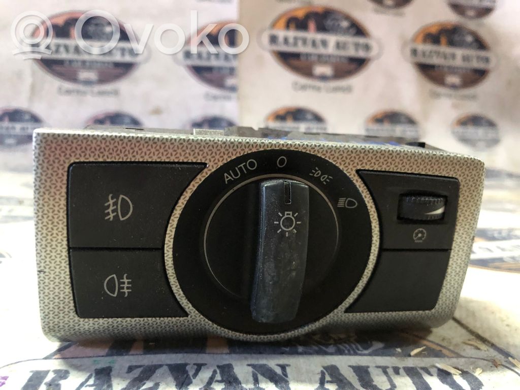 Opel Antara Przełącznik świateł 