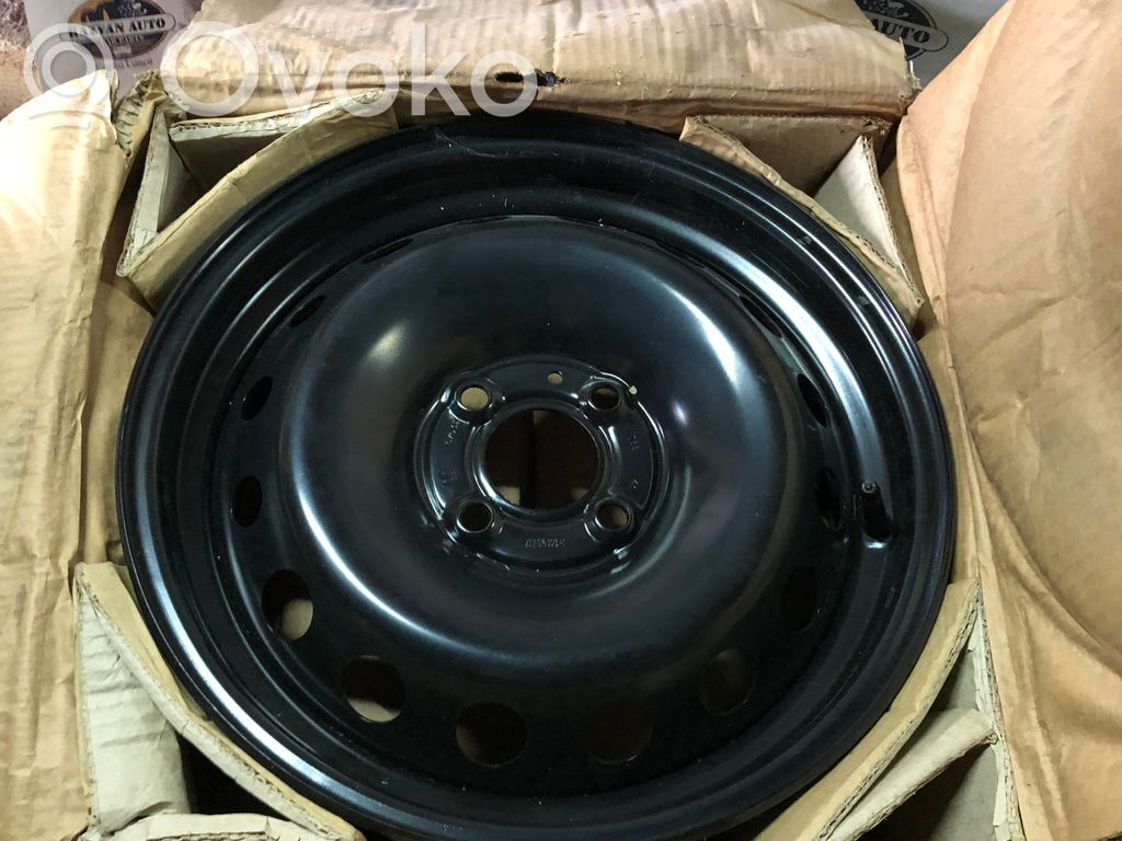 Renault Clio I Felgi stalowe R15 