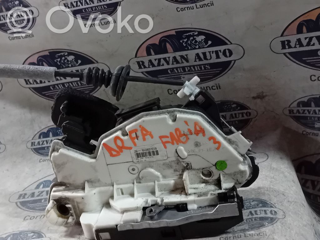 Skoda Fabia Mk3 (NJ) Zamek drzwi przednich 