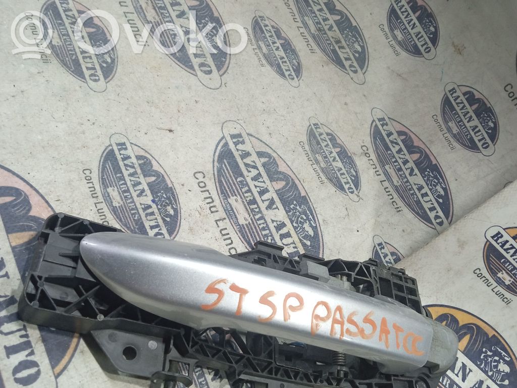 Volkswagen PASSAT CC Rear door exterior handle 