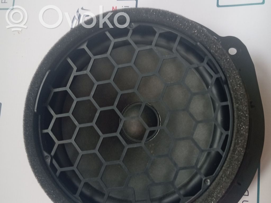 Audi A3 S3 8V Maskownica głośnika półki tylnej bagażnika 
