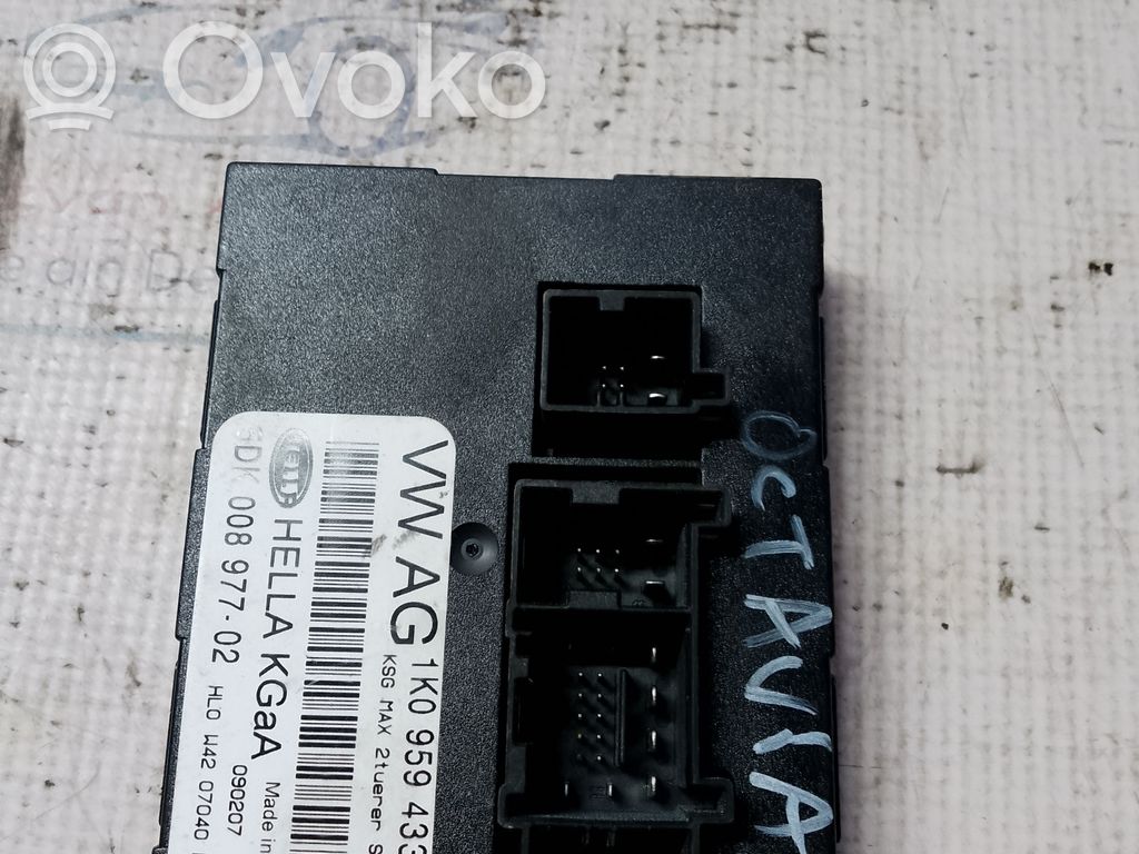 Skoda Octavia Mk2 (1Z) Komforto modulis 