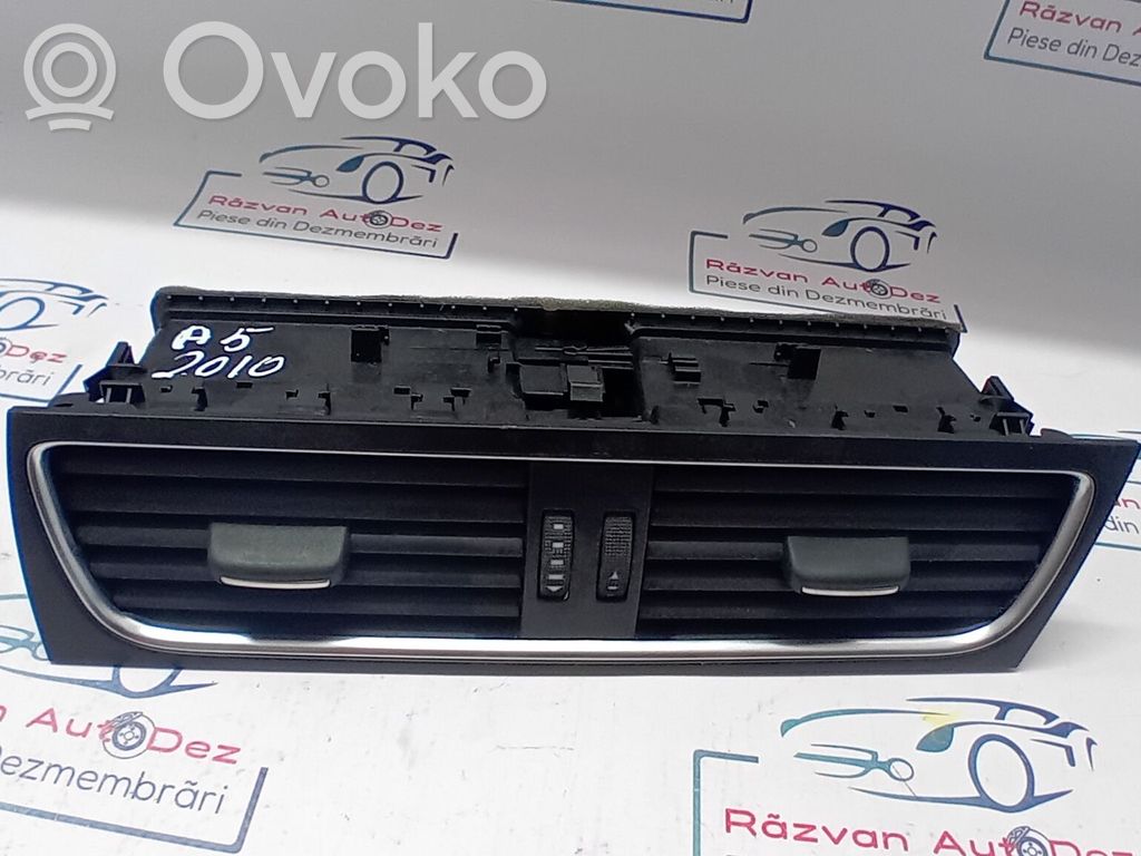 Audi A5 8T 8F Dysze / Kratki środkowego nawiewu deski rozdzielczej 