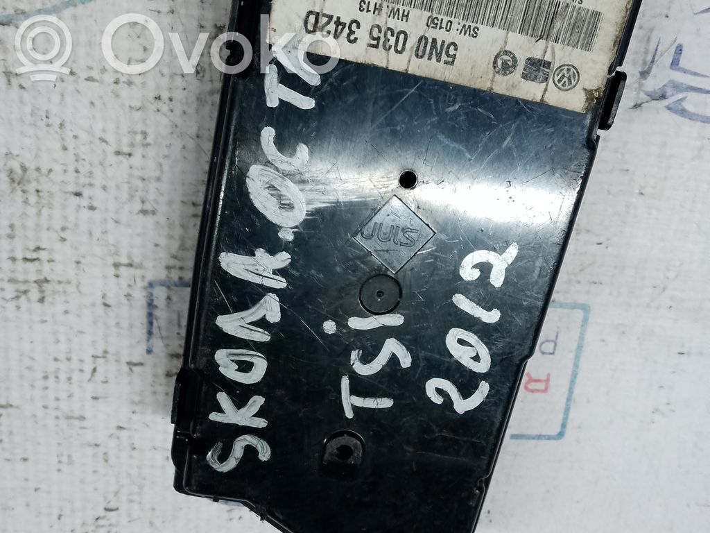 Skoda Octavia Mk2 (1Z) Wzmacniacz audio 