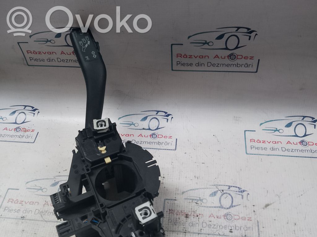 Volkswagen Golf V Commodo, commande essuie-glace/phare 