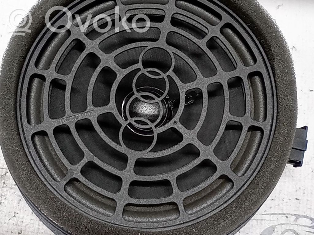 Audi A5 8T 8F Maskownica głośnika półki tylnej bagażnika 