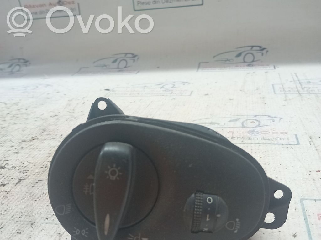 Ford Focus Przełącznik świateł 