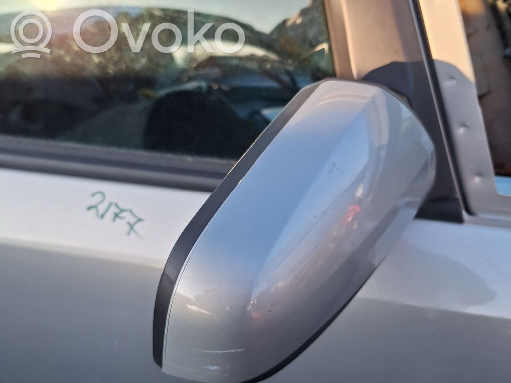 Opel Zafira A Front door electric wing mirror 