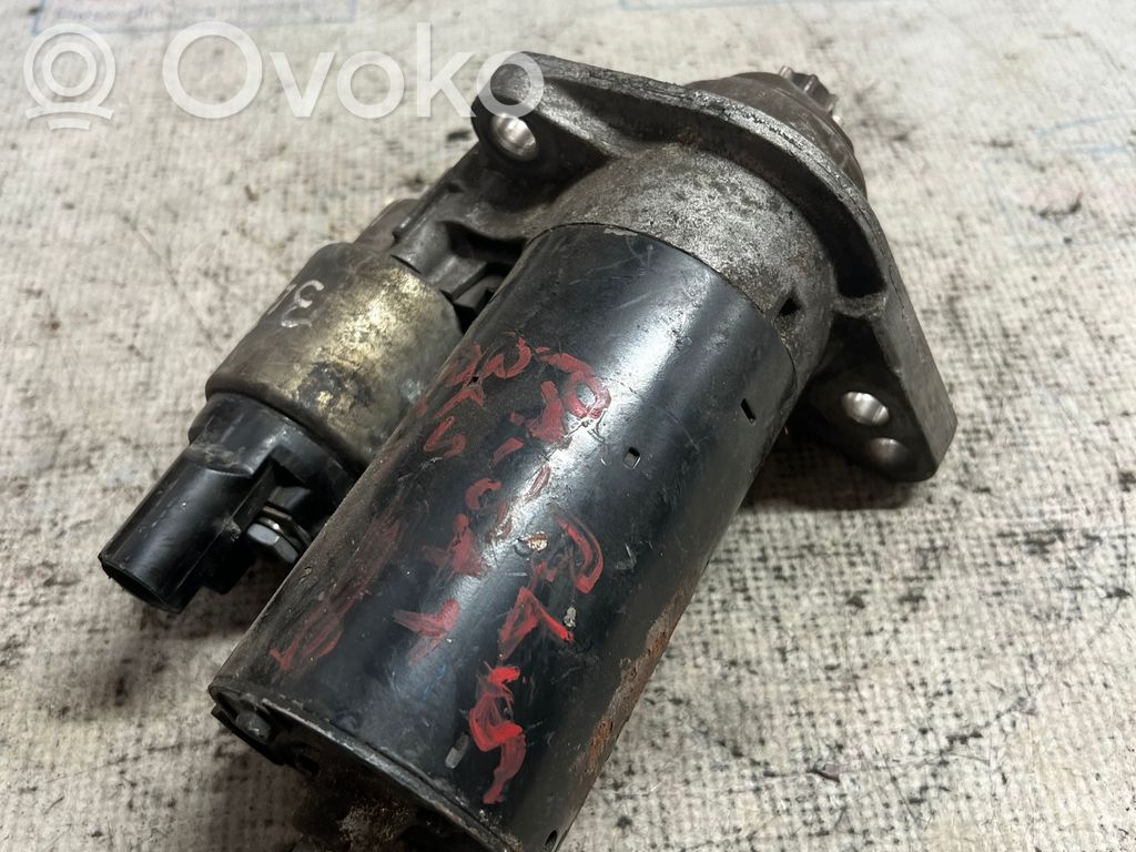 Volkswagen PASSAT CC Starter motor 