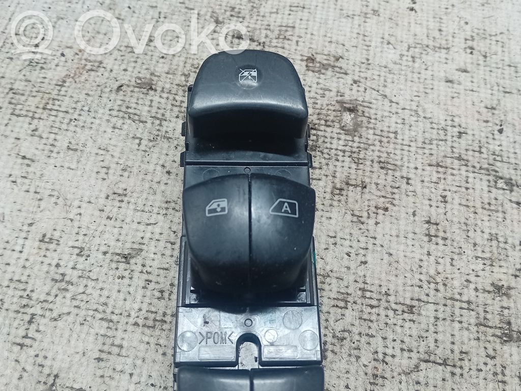 Interruptor del elevalunas eléctrico   30726