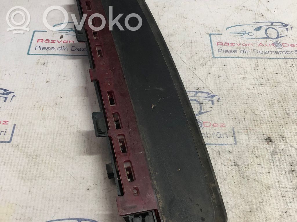 BMW 5 F10 F11 Trzecie światło stop 