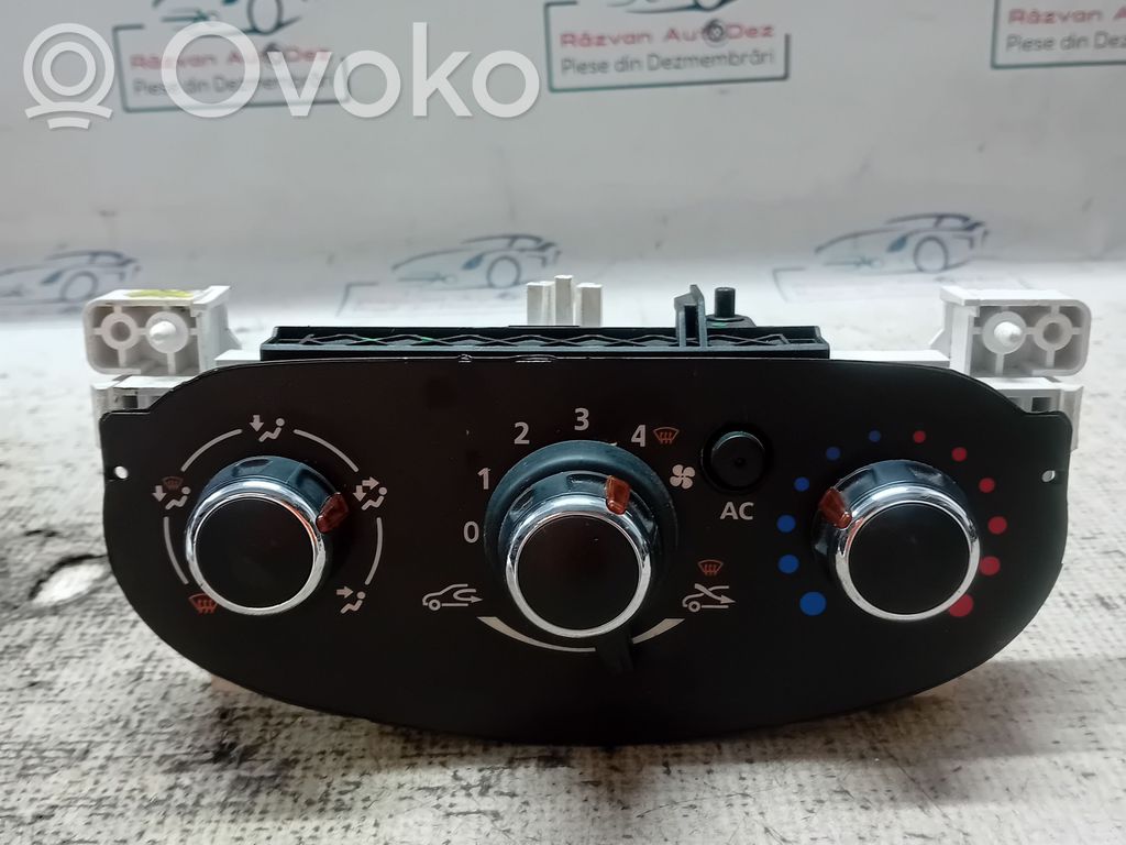 Dacia Duster Panel klimatyzacji 
