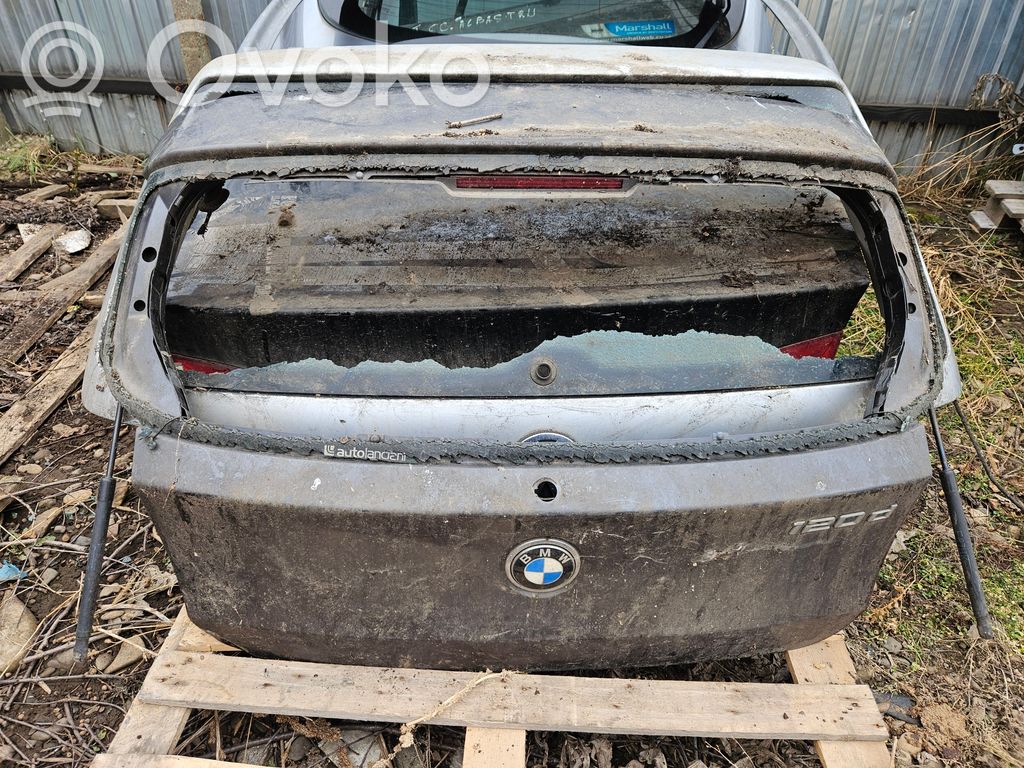 BMW 1 E81 E87 Aizmugurējais pārsegs (bagāžnieks) 