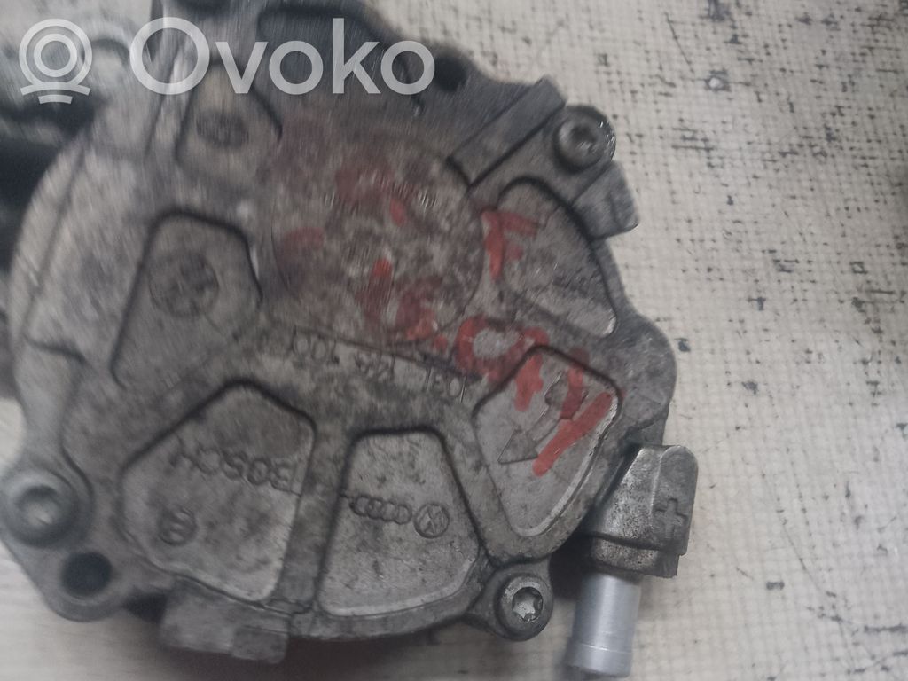 Volkswagen Golf VI Vakuumsūknis 