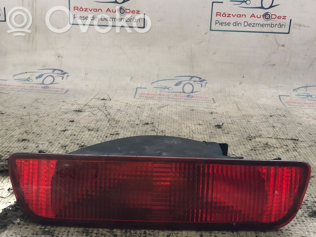 Nissan Qashqai Aizmugurējais lukturis virsbūvē 