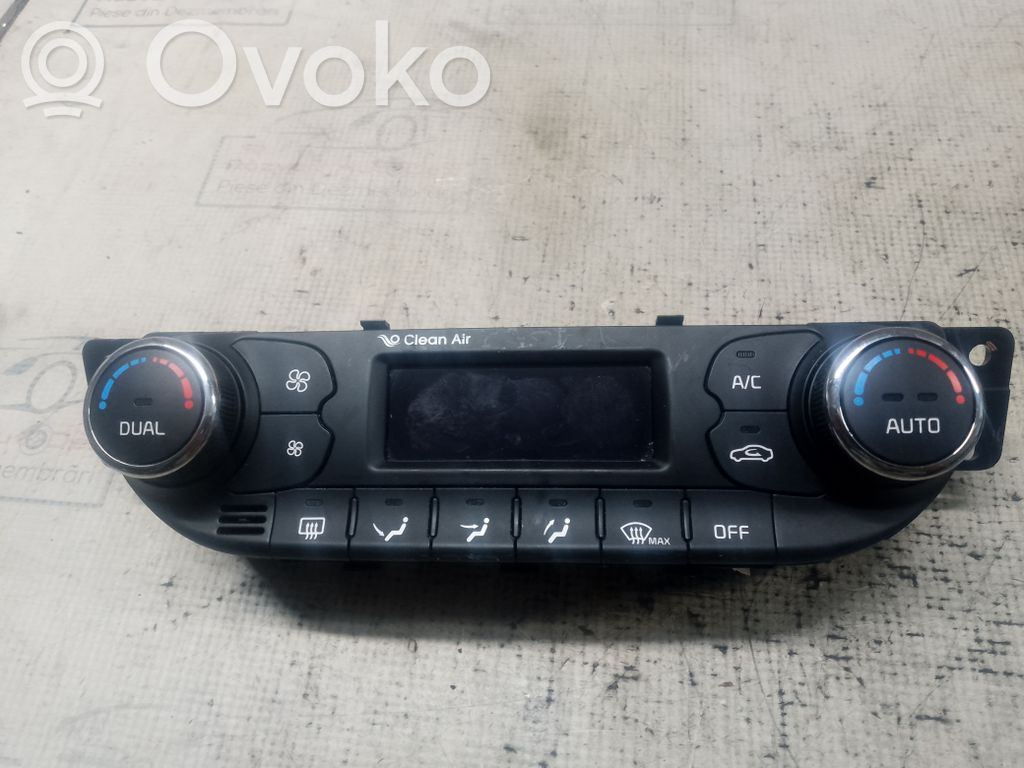 KIA Ceed Climate control unit 