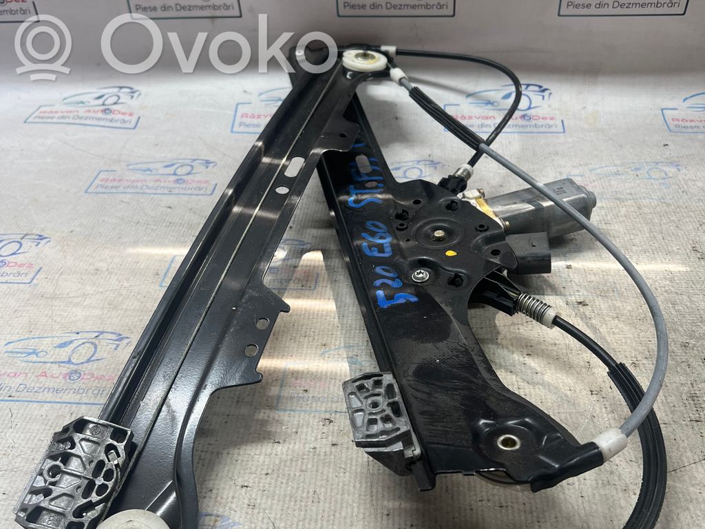 Front door window regulator with motor   52057