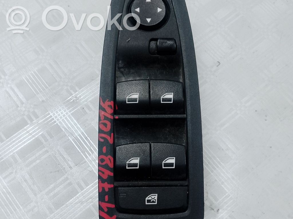 BMW X1 F48 F49 Electric window control switch 